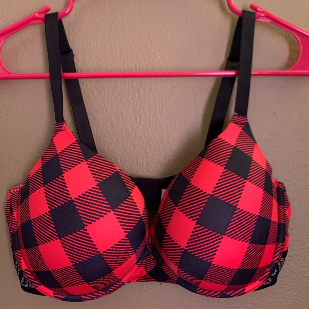 PINK Wear Everywhere Push Up Bra